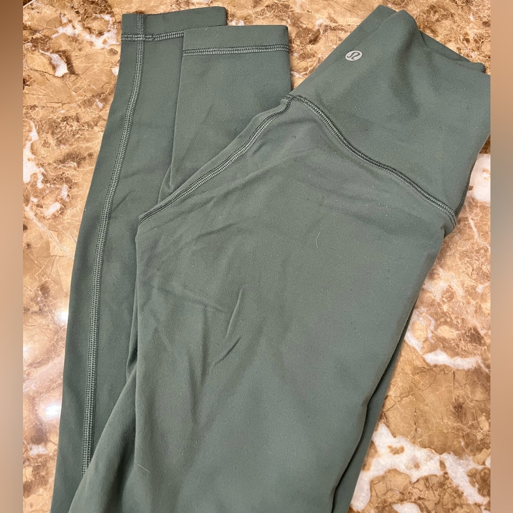 LULU LEMON Sz 2 jade green leggings; outer seam waist to hem ~37"